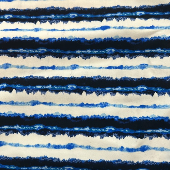 SPANX WOMENS SUNSHINE SHORT 6in BLUE PAINTED STRIPED LIGHTWEIGHT SZ MEDIUM NEW - Picture 9 of 11